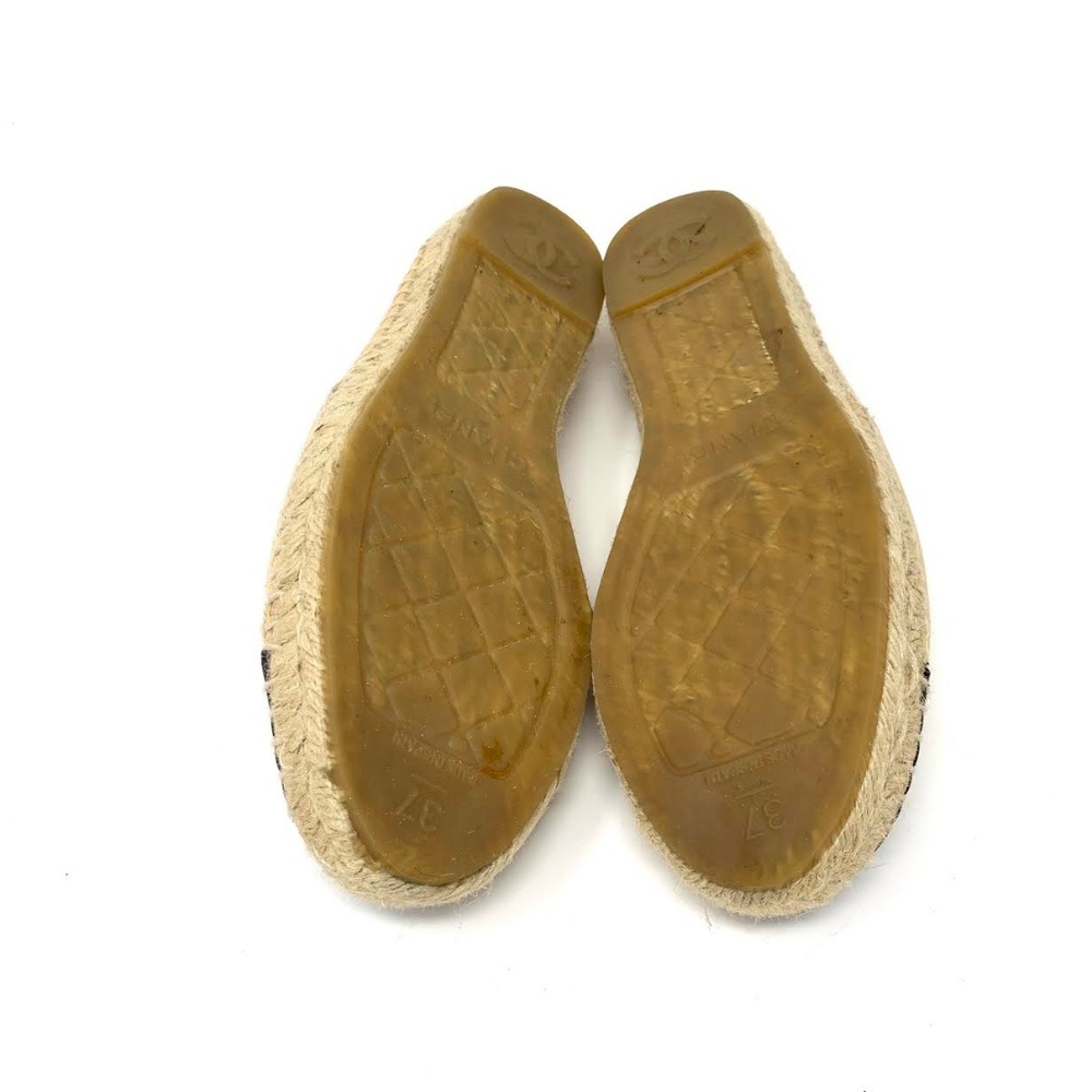 ❌SOLD❌Chanel Embellished CC Espadrilles - Picture 7 of 7